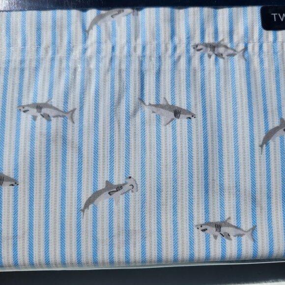 NEW TOMMY HILFIGER Sheets Sheet Set Shark Striped TWIN Size Blue White Pillowcas - Picture 7 of 12